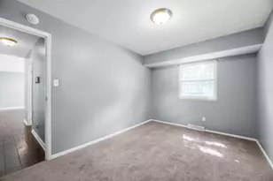 5096 Fullerton Dr, Columbus, OH 43232 - Photo 17