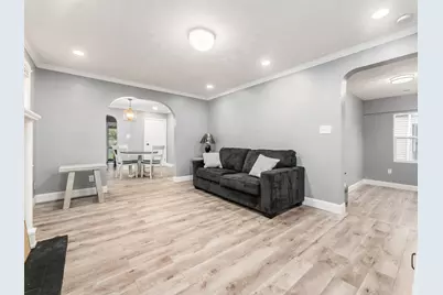 733 S Hague Avenue, Columbus, OH 43204 - Photo 9