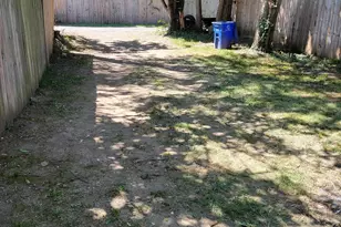 221 S Highland Ave, Columbus, OH 43223 - Photo 39