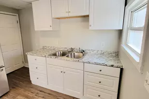 221 S Highland Ave, Columbus, OH 43223 - Photo 19