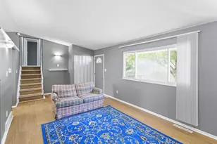 1385 Thurell Rd, Columbus, OH 43229 - Photo 3