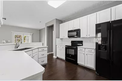 4879 Blossom Way #41, Grove City, OH 43123 - Photo 3