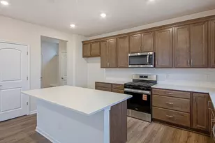 440 Cardinal Pt Dr, Delaware, OH 43015 - Photo 3