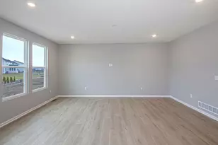 434 Cardinal Pt Dr, Delaware, OH 43015 - Photo 7