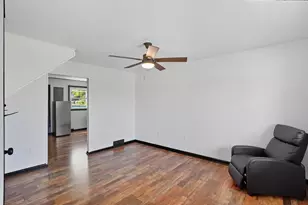 1067 Spring Lake Ave, Washington Court House, OH 43160 - Photo 9