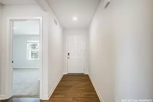 1025 Sherwood Loop, Bellefontaine, OH 43311 - Photo 7