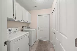 4319 Waterside Pl, Grove City, OH 43123 - Photo 23