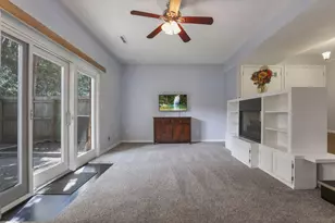 2782 Chateau Cir S, Columbus, OH 43221 - Photo 7