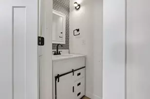 1466 Hamlet St, Columbus, OH 43201 - Photo 23