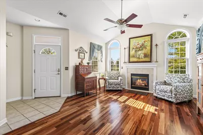 1616 Crossing Boulevard, Circleville, OH 43113 - Photo 3