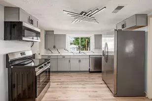 963 Erickson Ave, Columbus, OH 43227 - Photo 15