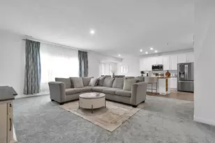 5384 Coble Mdws Ln, Canal Winchester, OH 43110 - Photo 5