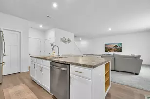 5384 Coble Mdws Ln, Canal Winchester, OH 43110 - Photo 7