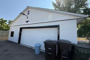 568 Turner St, Elyria, OH 44035 - Photo 13