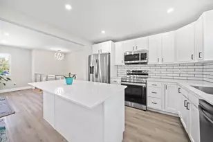 299 Lombard Rd, Columbus, OH 43228 - Photo 9