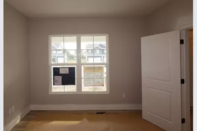 2727 Charlotte Way, Delaware, OH 43015 - Photo 3
