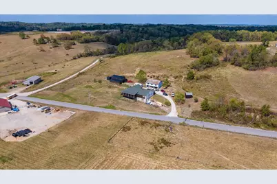 18513 Hobbler Lane, Lore City, OH 43755 - Photo 33