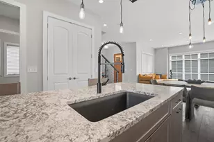 2872 Kobuk Dr, Columbus, OH 43228 - Photo 19