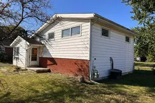 2825 S Hampton Road S, Columbus, OH 43232 - Photo 7