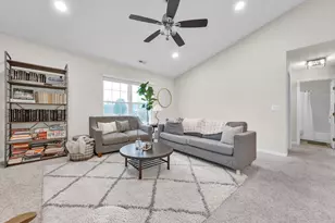 710 Village Blvd, Plain City, OH 43064 - Photo 5