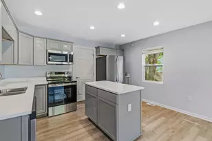 1617 Ransburg Ave, Columbus, OH 43223 - Photo 5