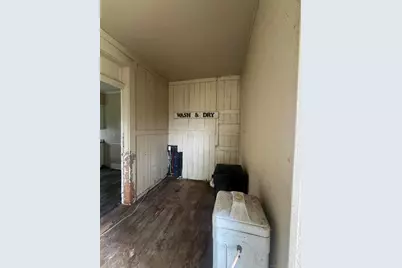 2397 Hidy Road NW, Jeffersonville, OH 43128 - Photo 5