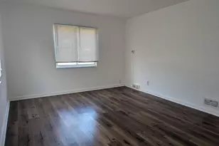 94 N Hampton Rd, Columbus, OH 43213 - Photo 9