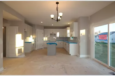 7917 Collins Drive, Reynoldsburg, OH 43068 - Photo 5