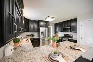 2540 Rebecca Dr, Springfield, OH 45503 - Photo 11