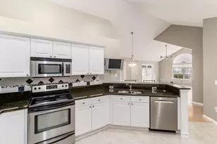 6516 Lakeview Cir, Canal Winchester, OH 43110 - Photo 15