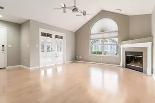 6516 Lakeview Cir, Canal Winchester, OH 43110 - Photo 9