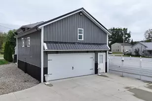 98 School St, Bellville, OH 44813 - Photo 3