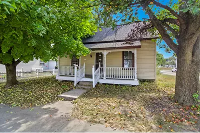 101 W 2nd Street, Frazeysburg, OH 43822 - Photo 1