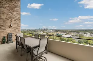 1000 Urlin Ave, Columbus, OH 43212 - Photo 15