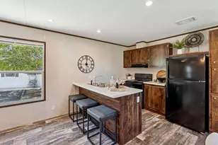 8689 Larkspur Dr, Orient, OH 43146 - Photo 3