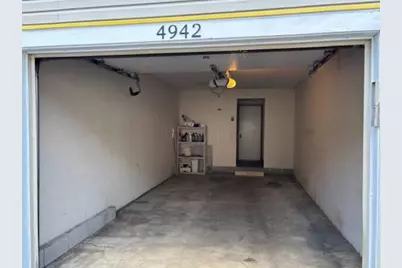 4942 Kristie Falls #D, Columbus, OH 43221 - Photo 25