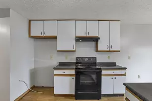 4714 Ascot Dr, Columbus, OH 43229 - Photo 15