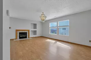 4714 Ascot Dr, Columbus, OH 43229 - Photo 5