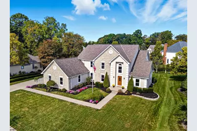 5962 Heritage Lakes Drive, Hilliard, OH 43026 - Photo 1