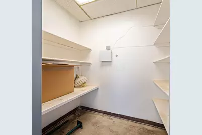 3895 Sullivant Avenue, Columbus, OH 43228 - Photo 15