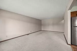 438 Samantha Cir, London, OH 43140 - Photo 7