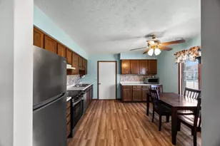 438 Samantha Cir, London, OH 43140 - Photo 9