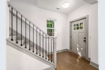 130 N Guilford Avenue, Columbus, OH 43222 - Photo 9