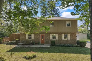 6677 Spicewood Ct, Columbus, OH 43228 - Photo 3