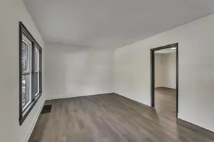 141 S Kensington Pl, Springfield, OH 45504 - Photo 11