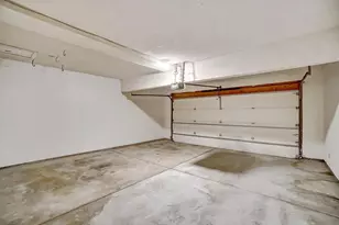 6880 Gray Gables Ln, Columbus, OH 43235 - Photo 15