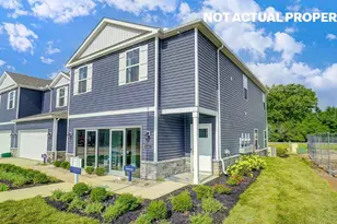 1498 Jarry Ave, Columbus, OH 43228 - Photo 3