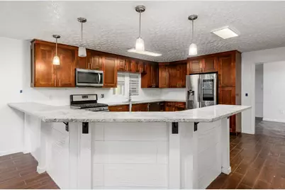 2288 Woodward Avenue, Columbus, OH 43219 - Photo 15