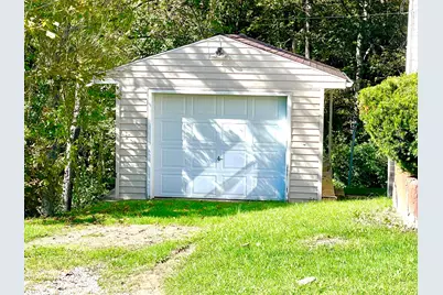 136 Jones Street, Corning, OH 43730 - Photo 3