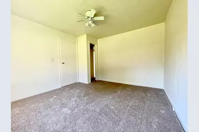 136 Jones Street, Corning, OH 43730 - Photo 7